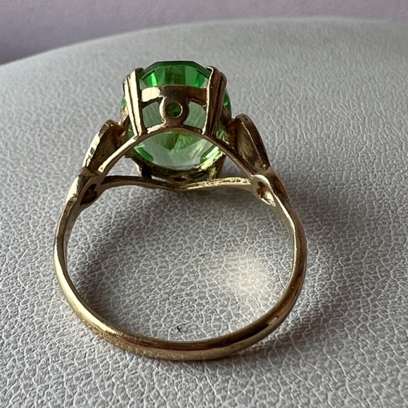 VINTAGE 9K GOLD URANIUM VASELINE GREEN GLASS RING HEARTS BAND ENGLISH HALLMARKS - Picture 15 of 16
